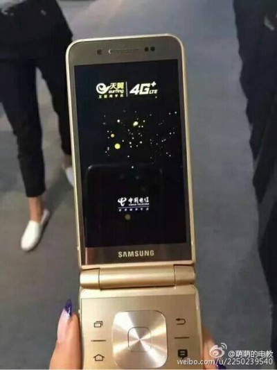 Samsung-SM-W2017-03